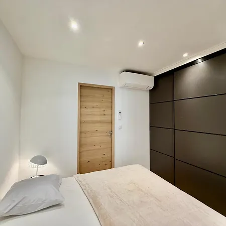 Gold Square Of Great Duplex Renovated Ac * Nice