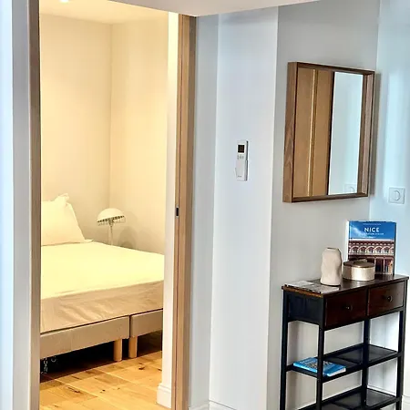 Gold Square Of Great Duplex Renovated Ac Appartement Nice