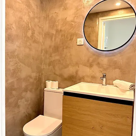 Gold Square Of Great Duplex Renovated Ac * Nice
