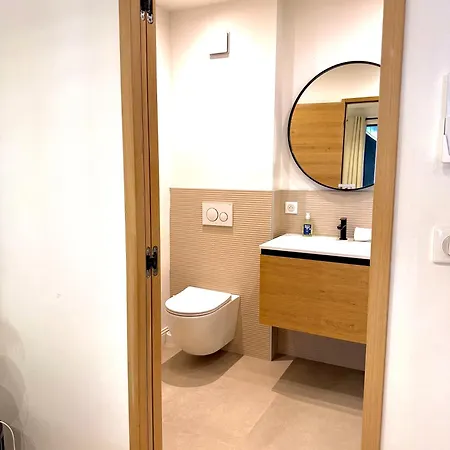 Gold Square Of Great Duplex Renovated Ac *
